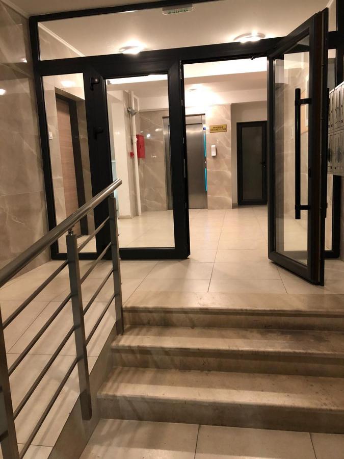 Wonderful Studio Apartment In Skopje Center Exteriör bild