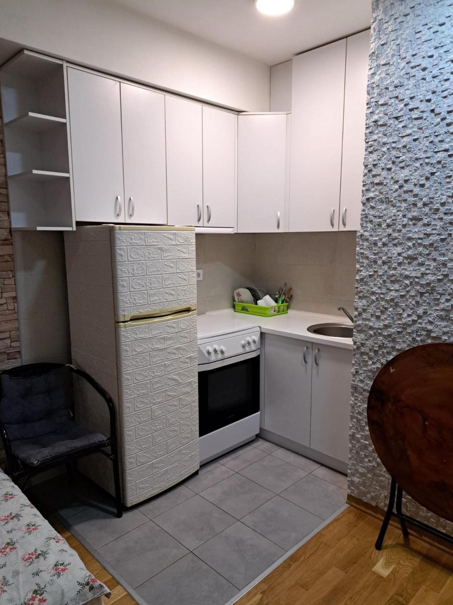 Wonderful Studio Apartment In Skopje Center Exteriör bild